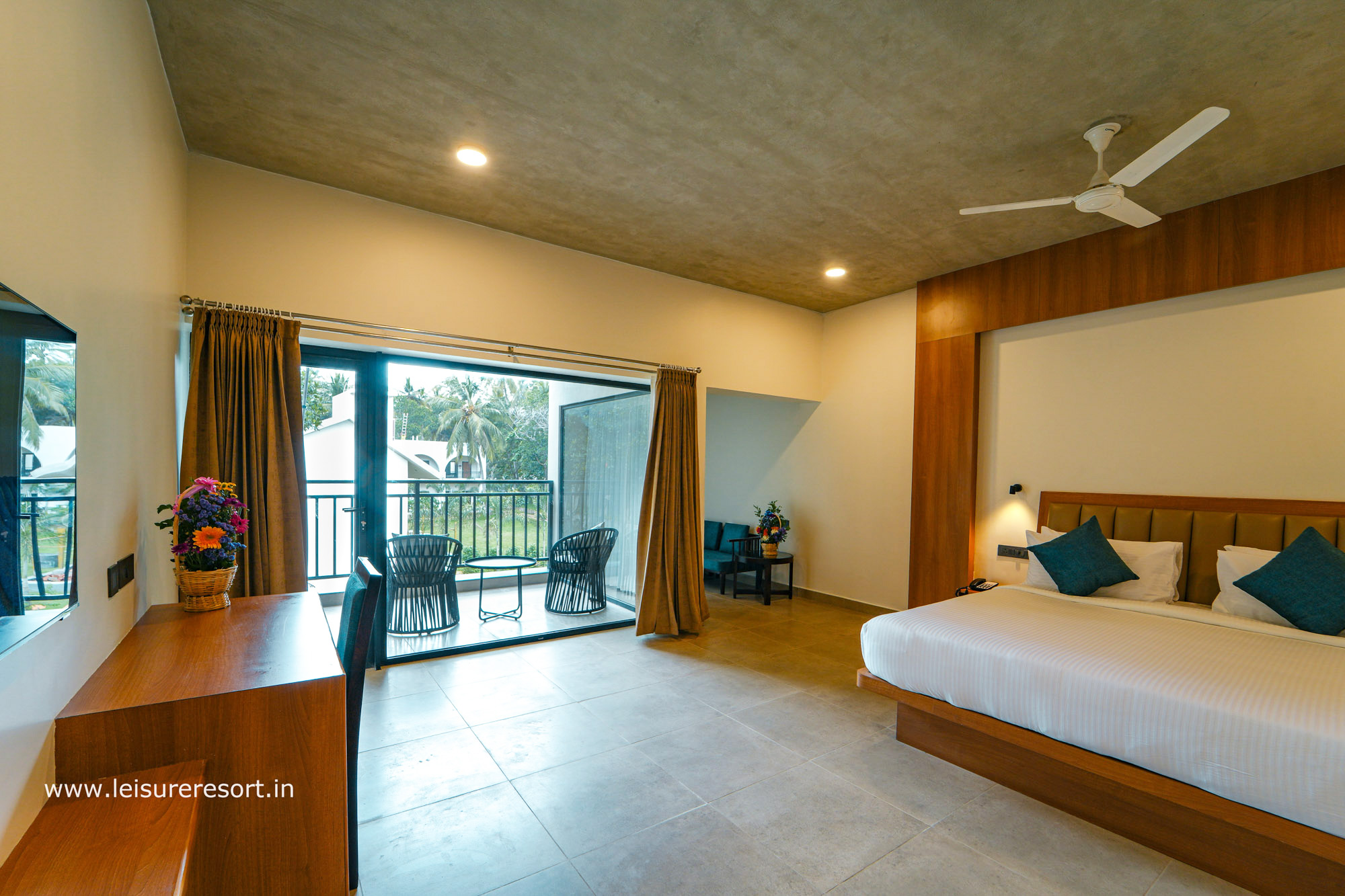 leisure-resort-pondicherry-hotel-superior-deluxe-balcony